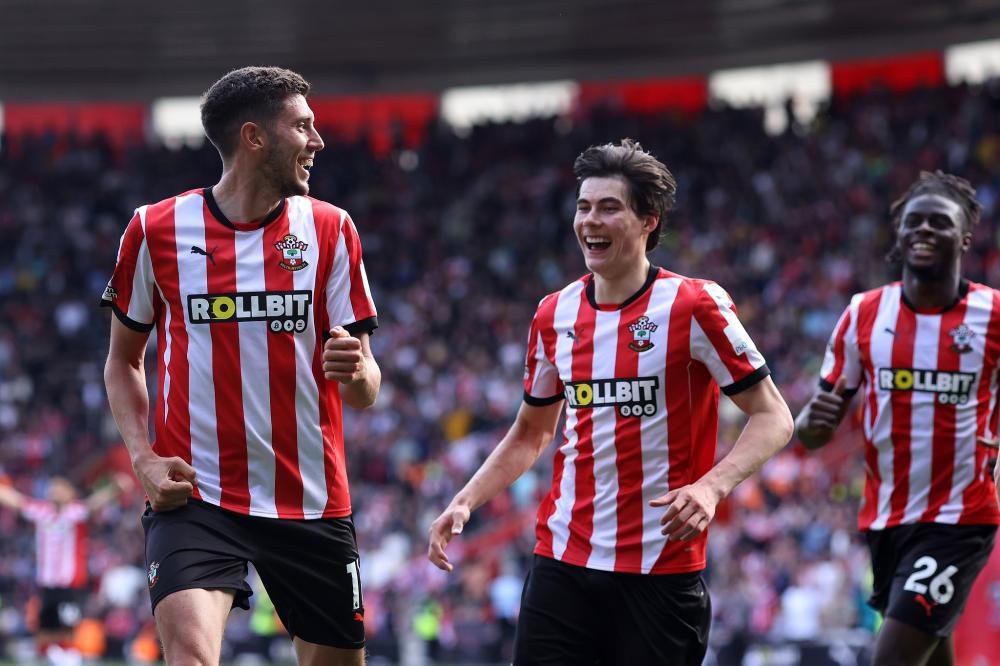 广州联官方：已选出数名年轻球员，将前往西班牙、法国参赛