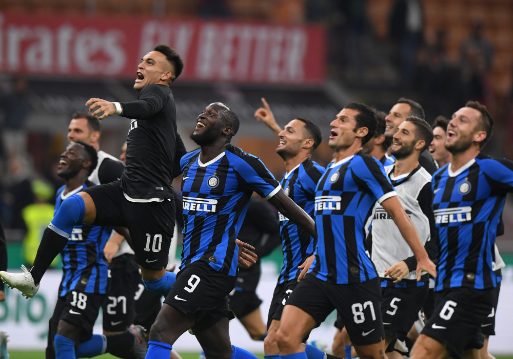 记者：在安古伊萨伤势确定后，那不勒斯立即瞄准了弗拉泰西